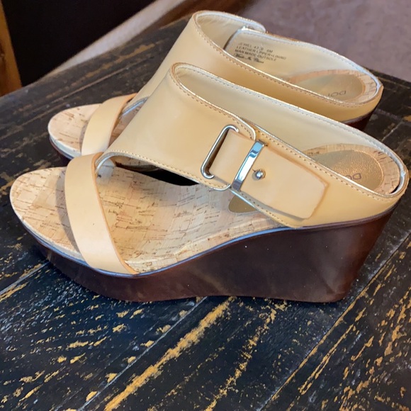 Donald J Pliner T-Strap Wedges - Picture 2 of 9